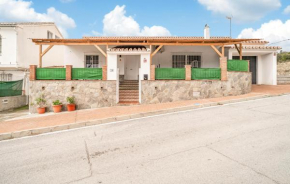 2 Bedroom Lovely Home In Carratraca, Carratraca